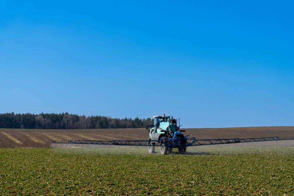 Opryskiwacz polowy — badania techniczne, kalibracja i obowiązki rolnika